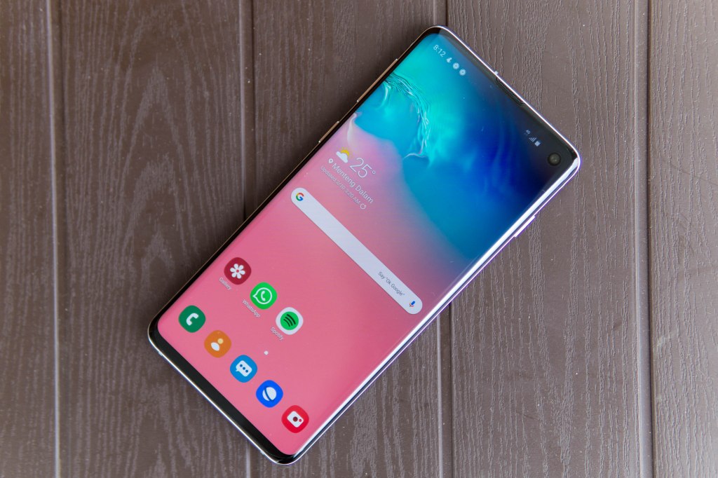 Galaxy S10 + LED View Cover Review